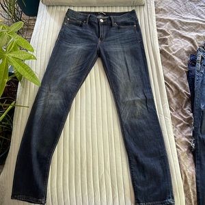 Express Jeans.